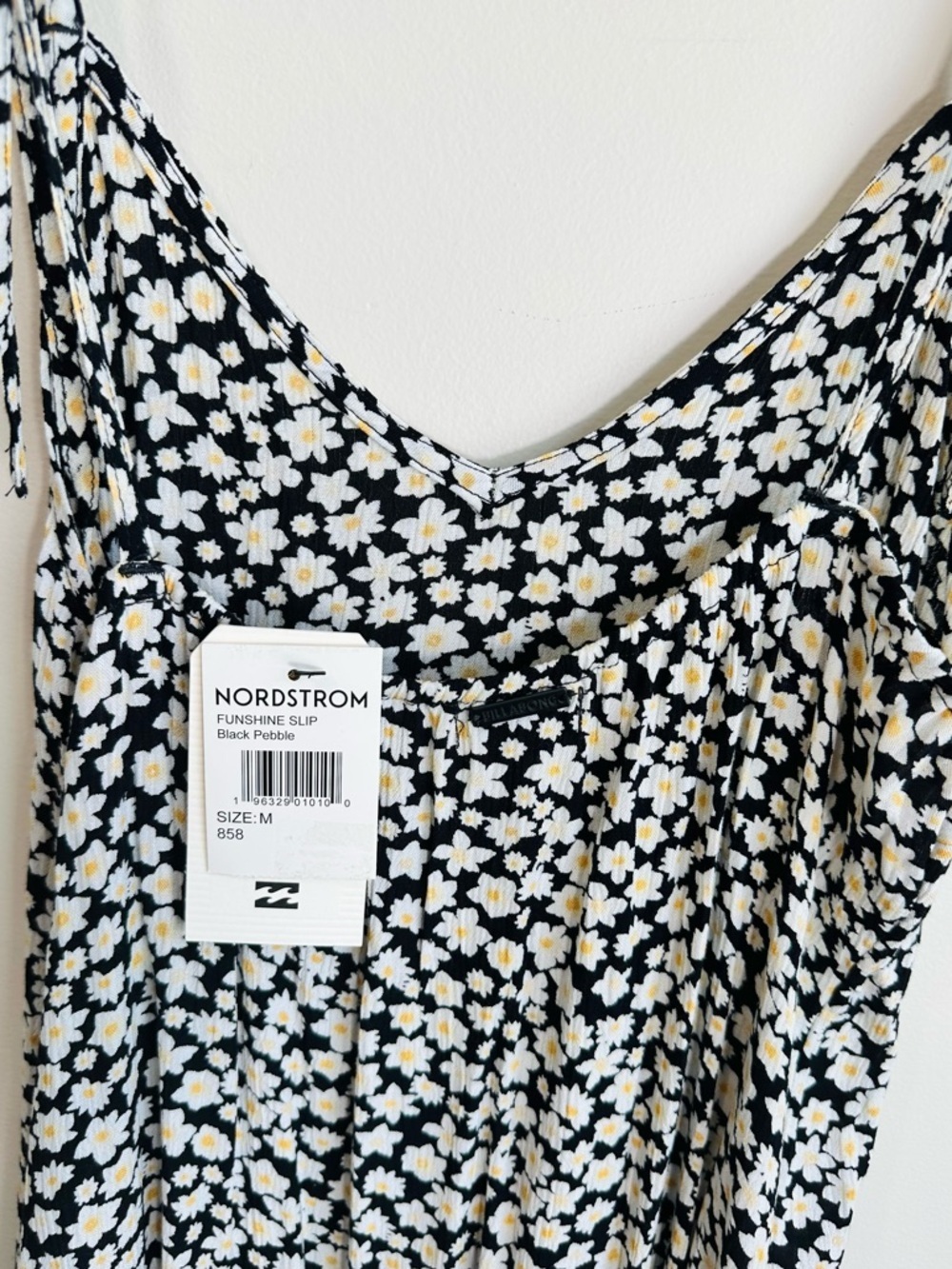 NWT Billabong Funshine Floral Print Slip Dress in Black Pebble Size Medium - Picture 11 of 16